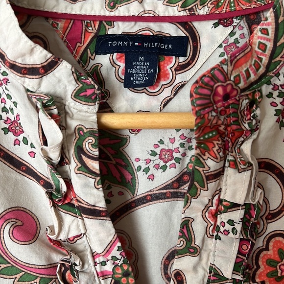 Tommy Hilfiger Sleeveless Ruffle Blouse Paisley & Floral Print Size Medium - Picture 3 of 10